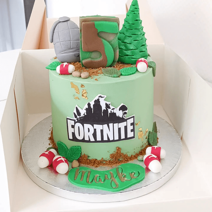 Fortnite Birthday Cake - Flecks Cakes